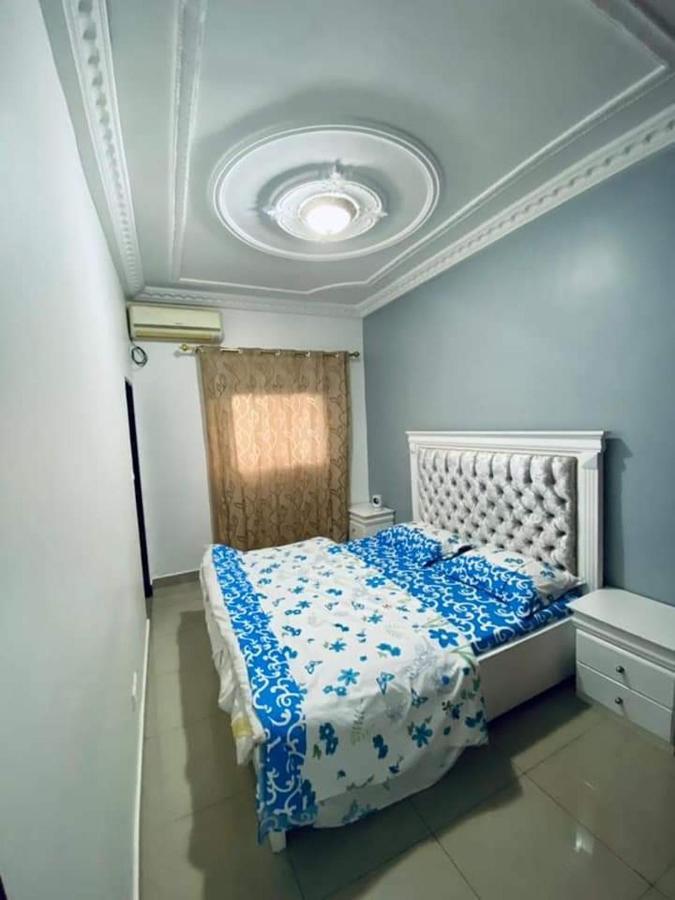 Appartement Meuble 3Ch Yaounde Omnisport - Tigson Kültér fotó